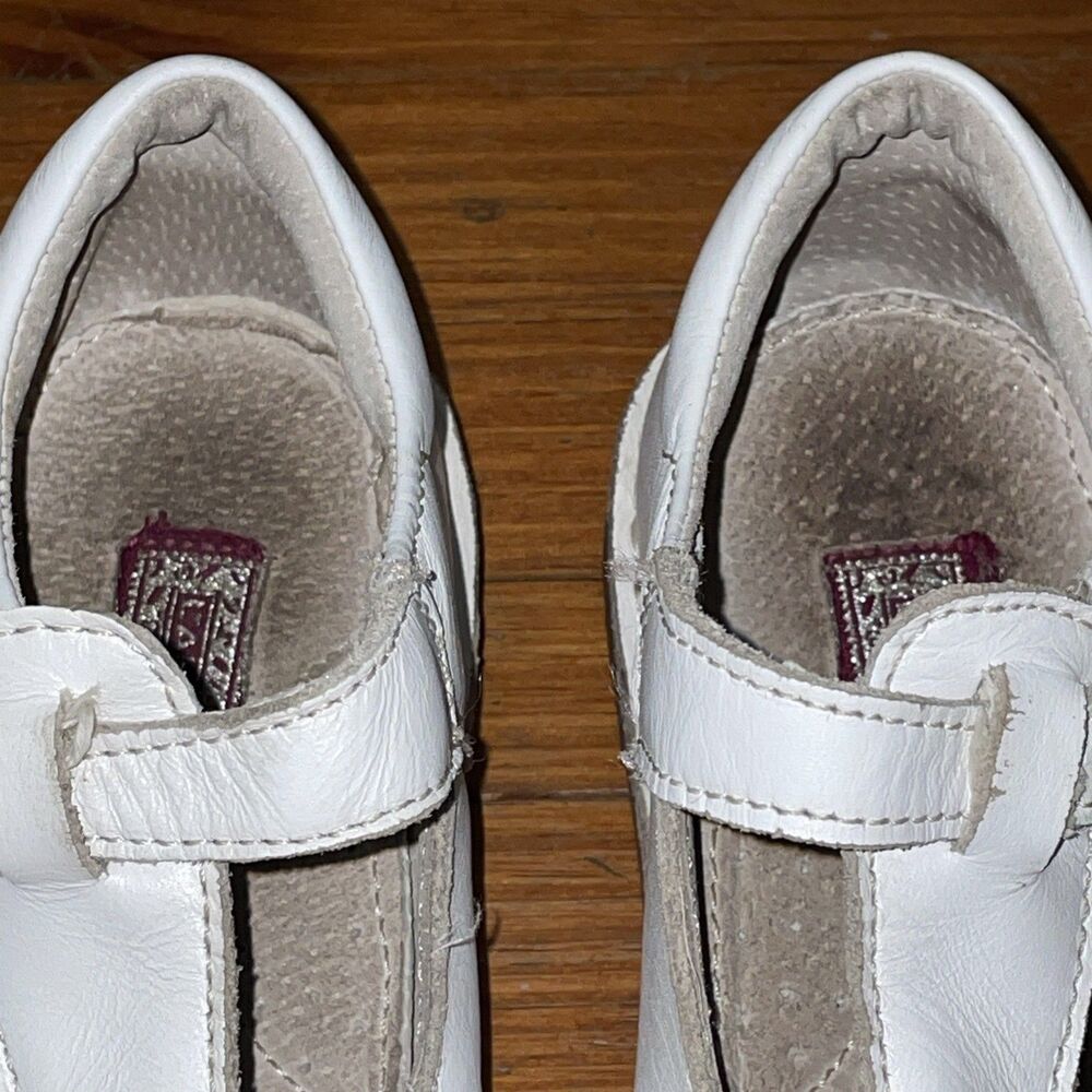 L'Amour White Joy Classic Leather T-Strap Mary Jane Kids Size 10 751 - Picture 4 of 14